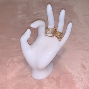 Ring holder 🤍💍